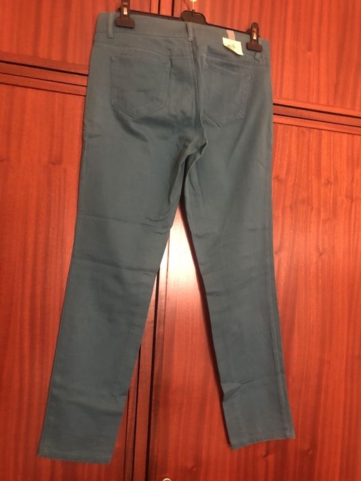 Vendo 2 calças Benetton envio CTT GRÁTIS