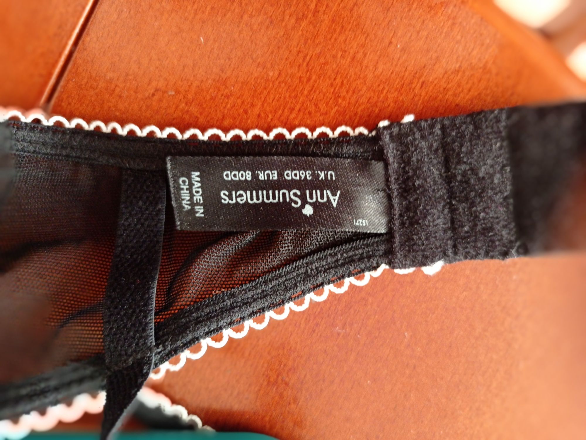 Stanik 80 DD Ann Summers
