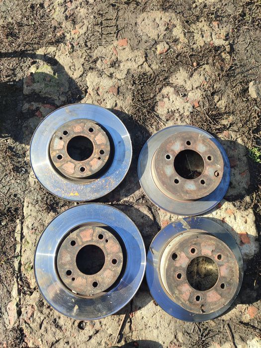 Тормозные диски Лансер 10