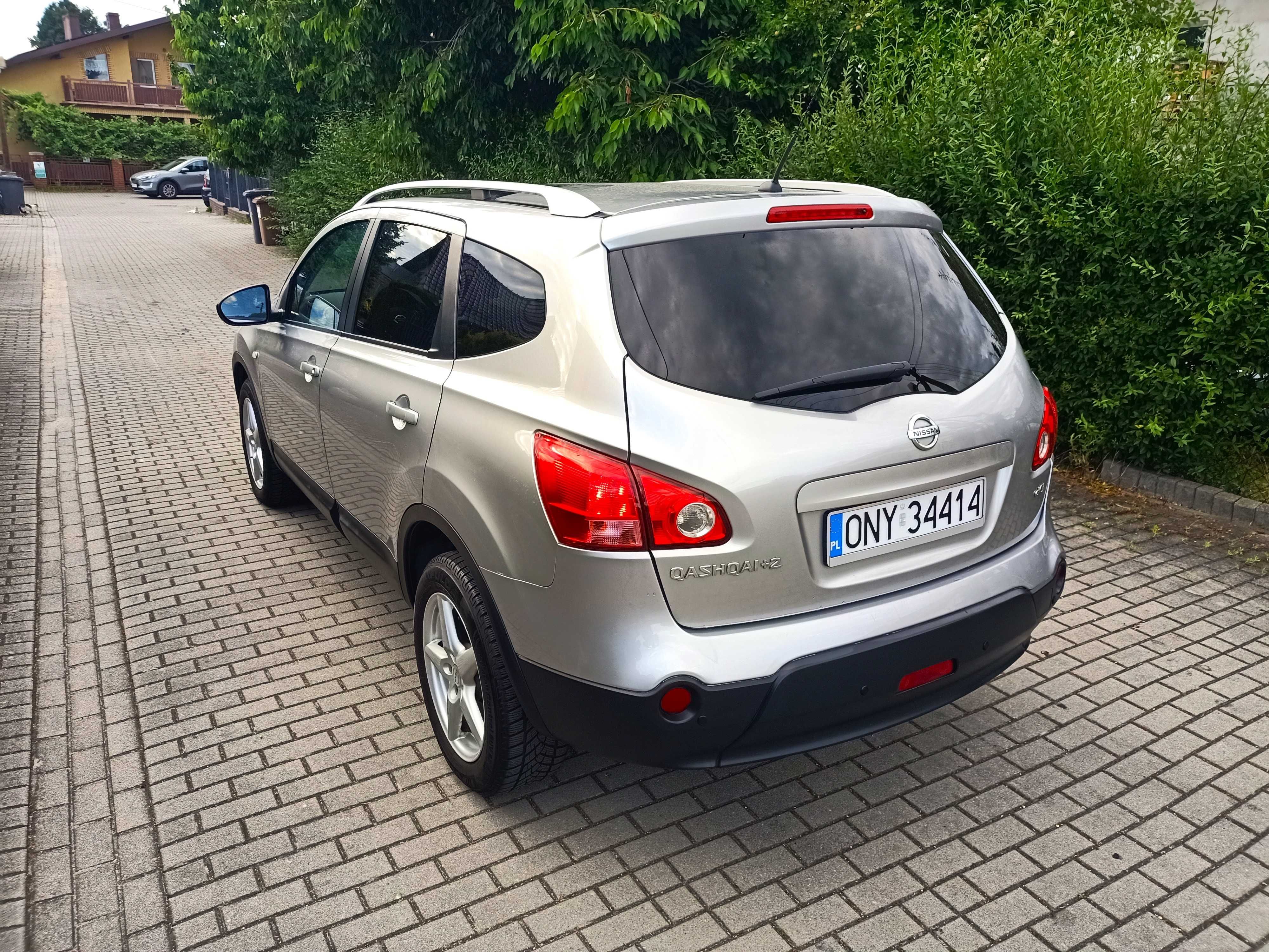 Ładny SUV Nissan Qashqai+2 Panorama 2.0 Dci 150KM 7 Osobowy Alu 17