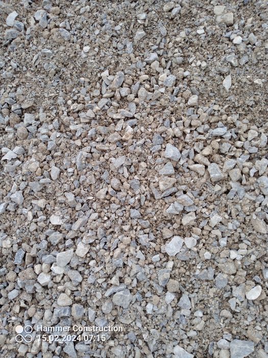 Żwir piasek beton towarowy transport wywrotką