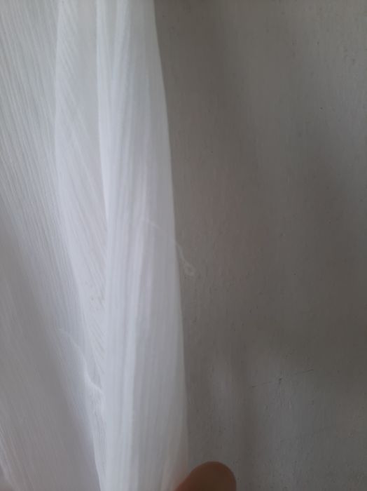 Letnia koszulka, koszula biała z falbankami, falbanami i ściągaczem