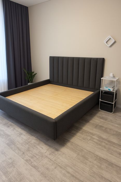 Узголів'я, стінові панелі, ліжка, банкетки