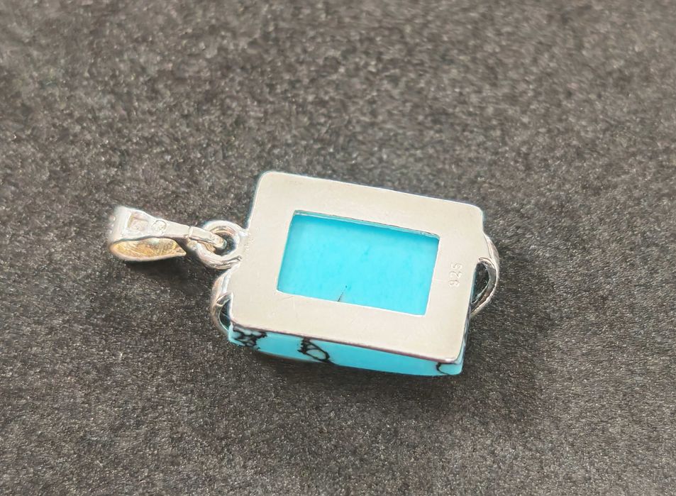 Zawieszka z Turkusem p925 4,65g 3,5x1,5cm Nieużywana