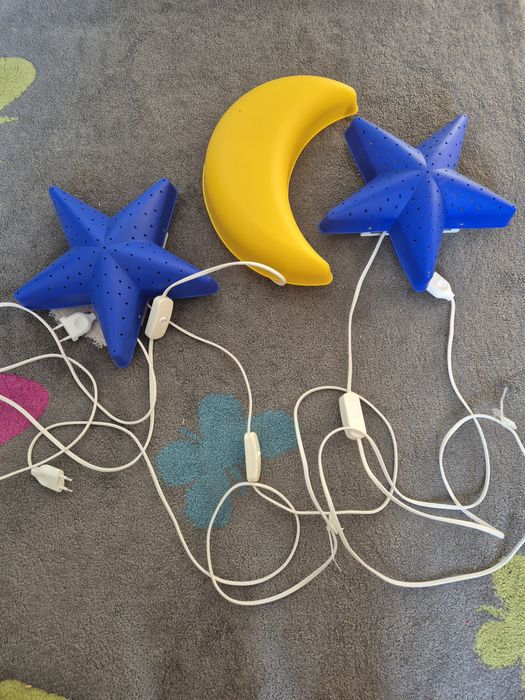 Lampki nocne dla dzieci – księżyc i gwiazdki (IKEA)


---

Lampki nocn