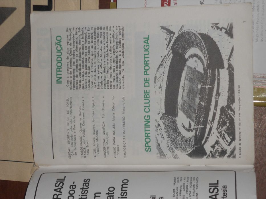 Livros fasciculos antigos futebol e atletismo Euro 2004