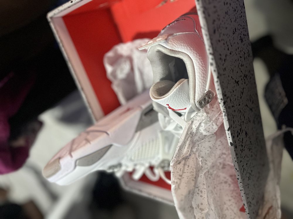 Jordan 3 retro branco e cincento