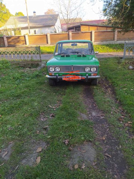 Продається машина ВАЗ . На ходу