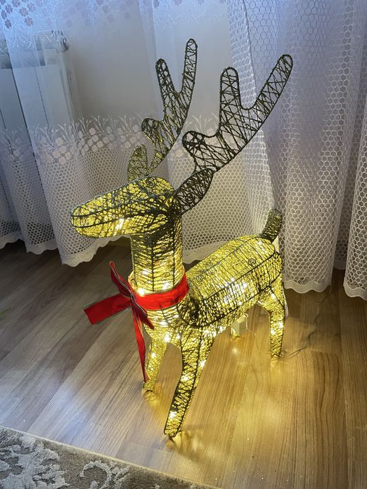Piekny duzy renifer zloty swiecacy Led swieteczny