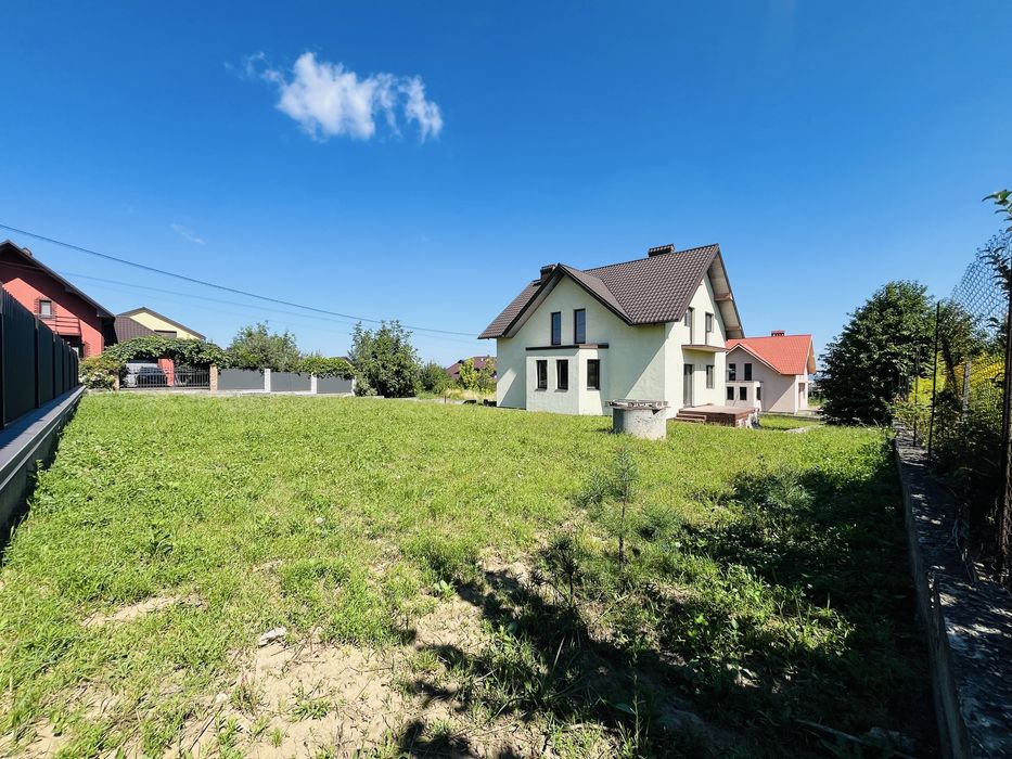 Приватний Будинок - район Мальованки - 10 соток