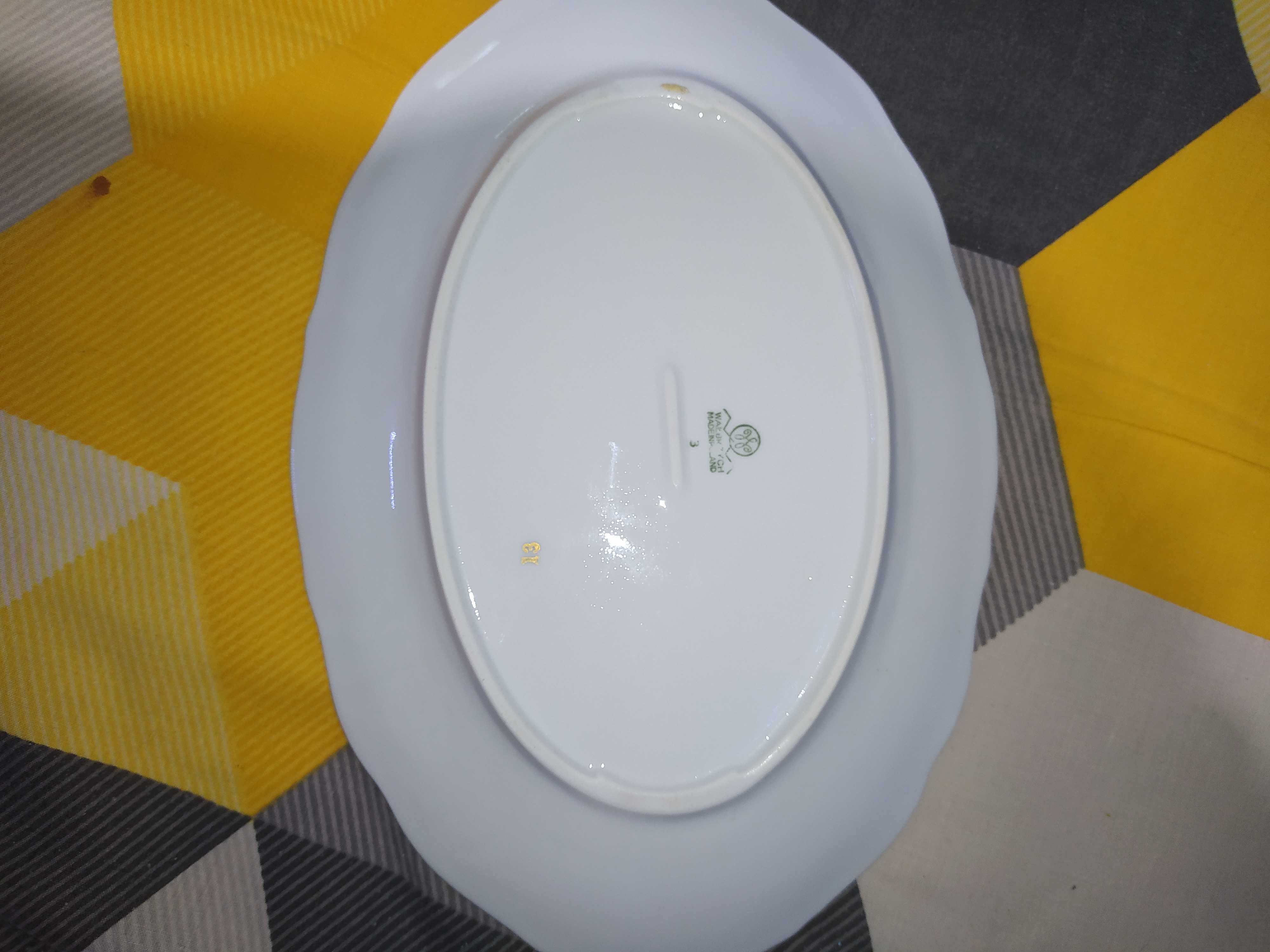 Sprzedam porcelanę i półmiski stare PRL.