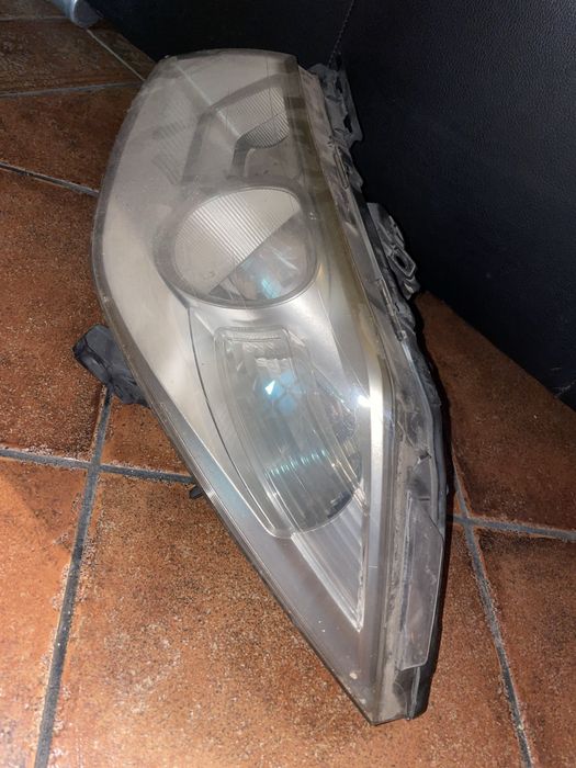 Farol lado do condutor  renaul megane