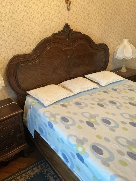 Mobília completa de quarto de madeira