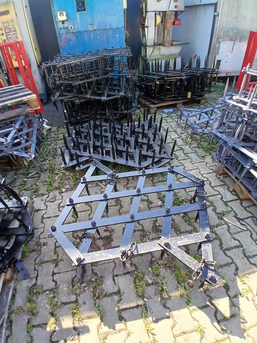 Pole bron fi 20 płaskownik 60/12
Producent DEMAROL