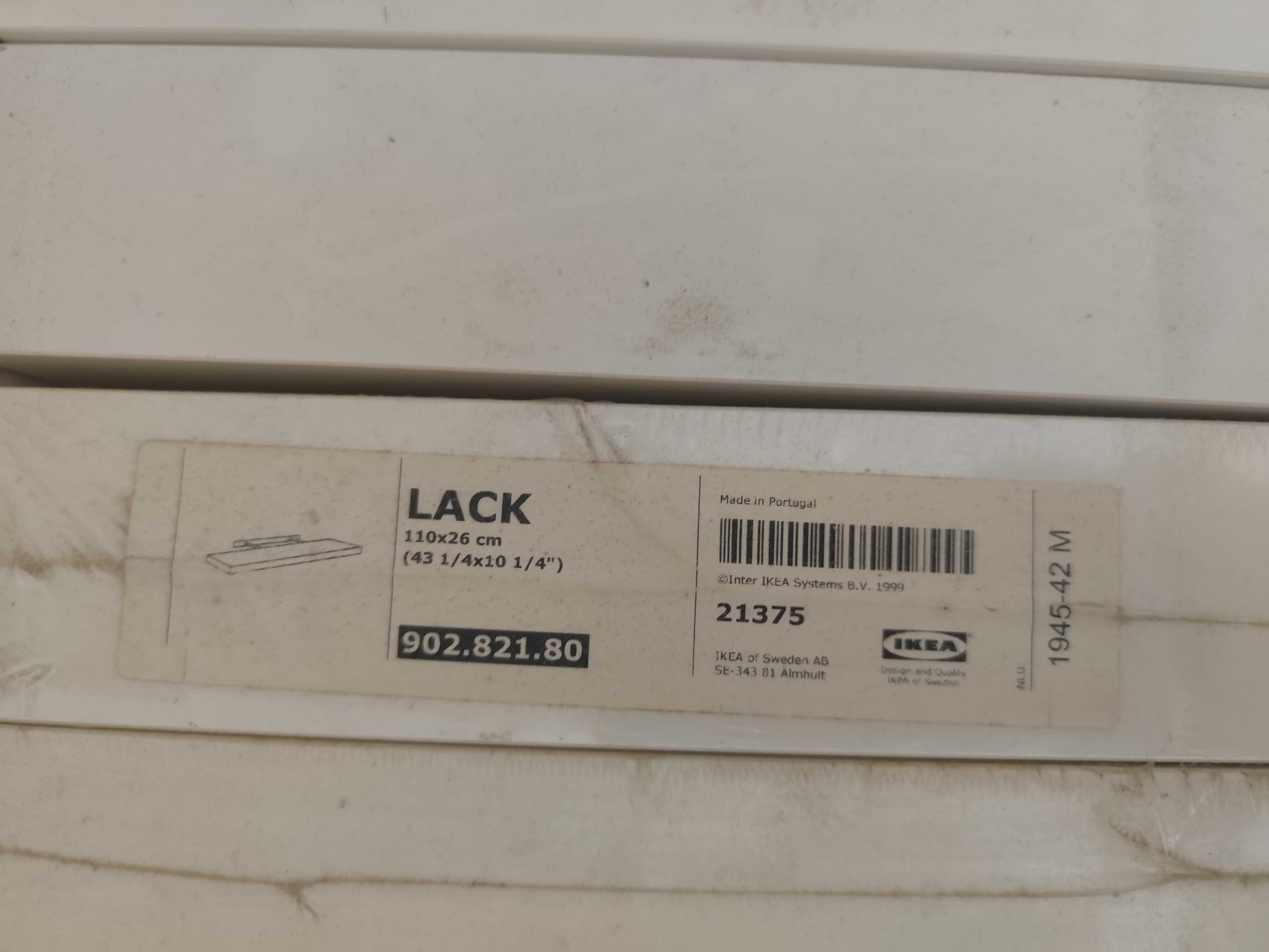 Prateleiras brancas ikea