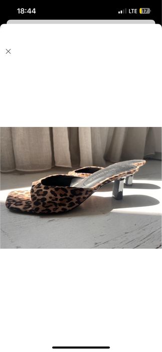 Нові босоніжки Bershka