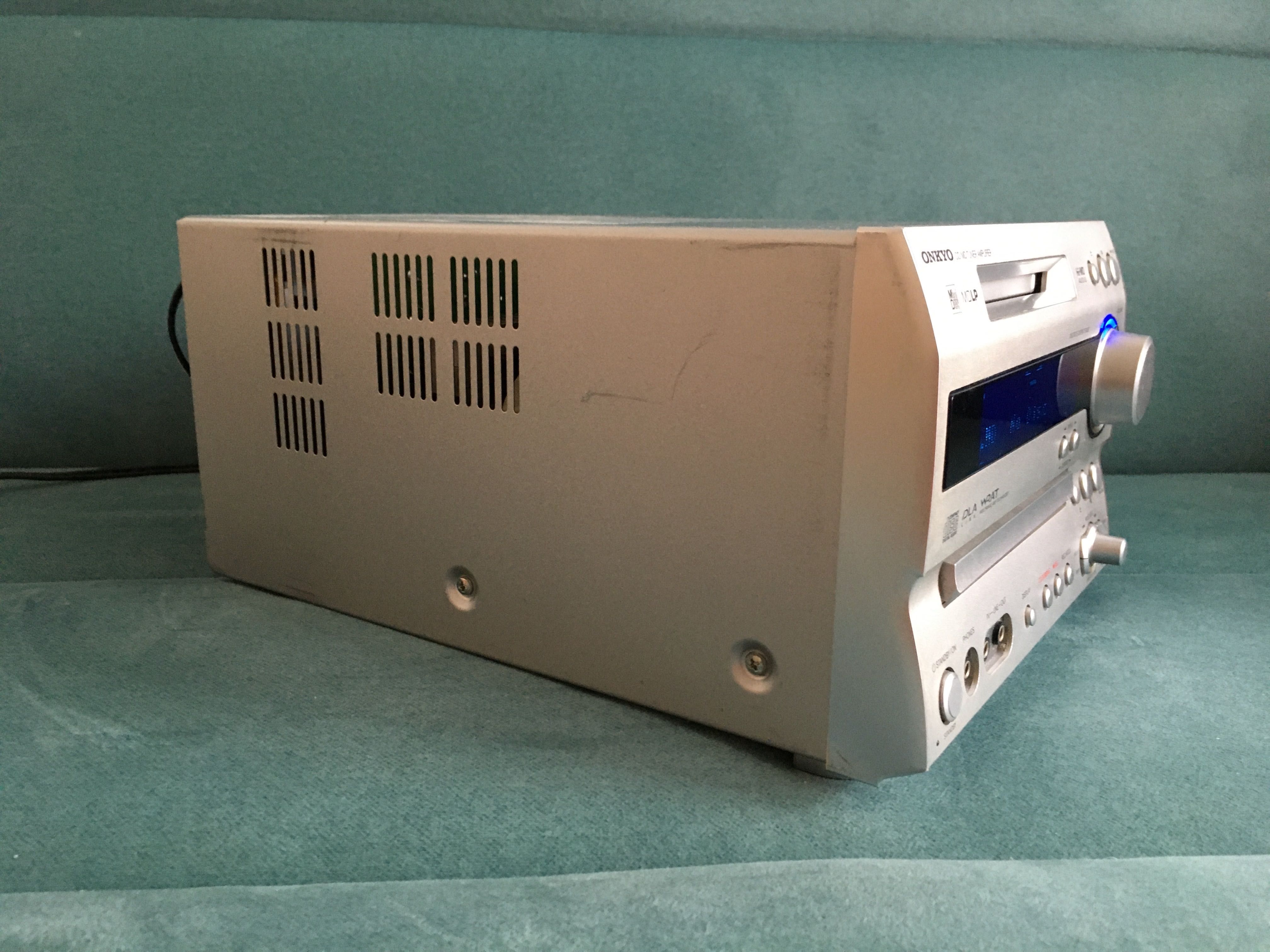 Onkyo FR-N7X CD / FM / Hi-MD Minidisc Recorder