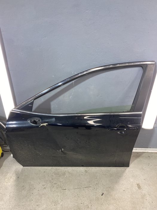 Двері Toyota Camry 70