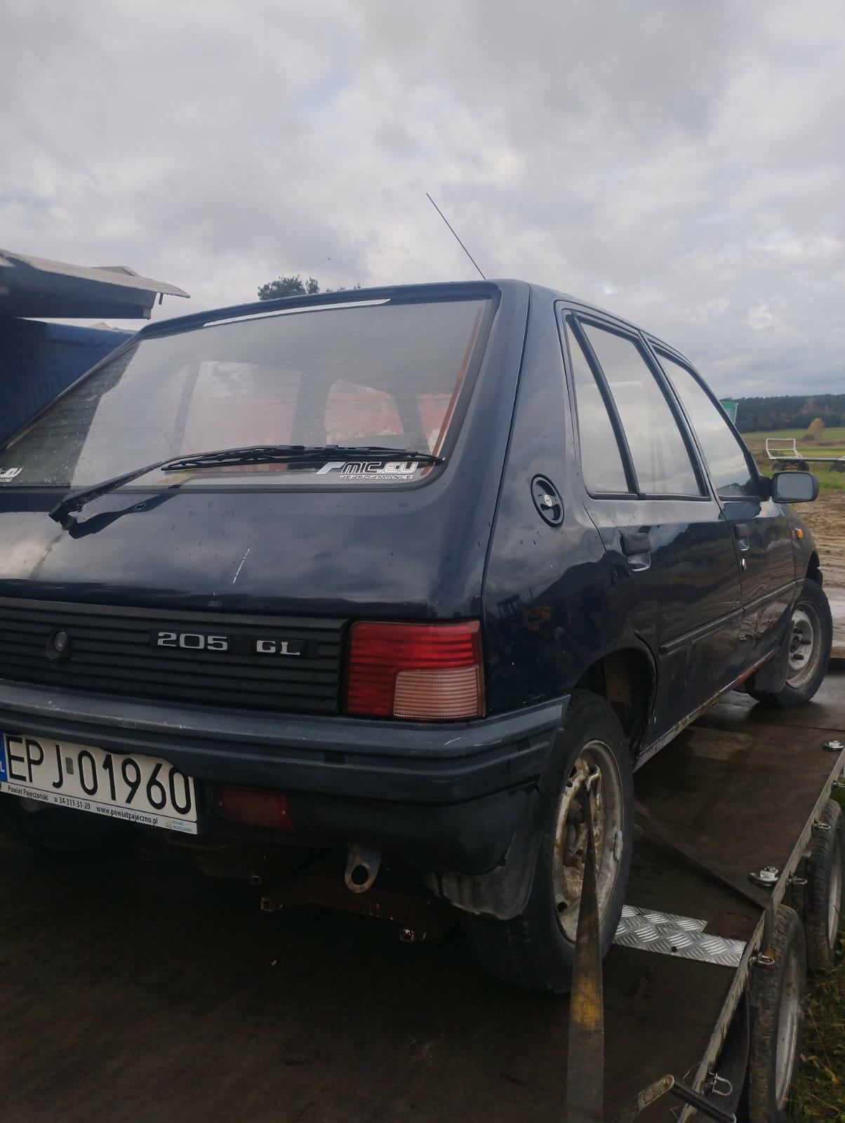 Peugeot 205 1.1 benzyna