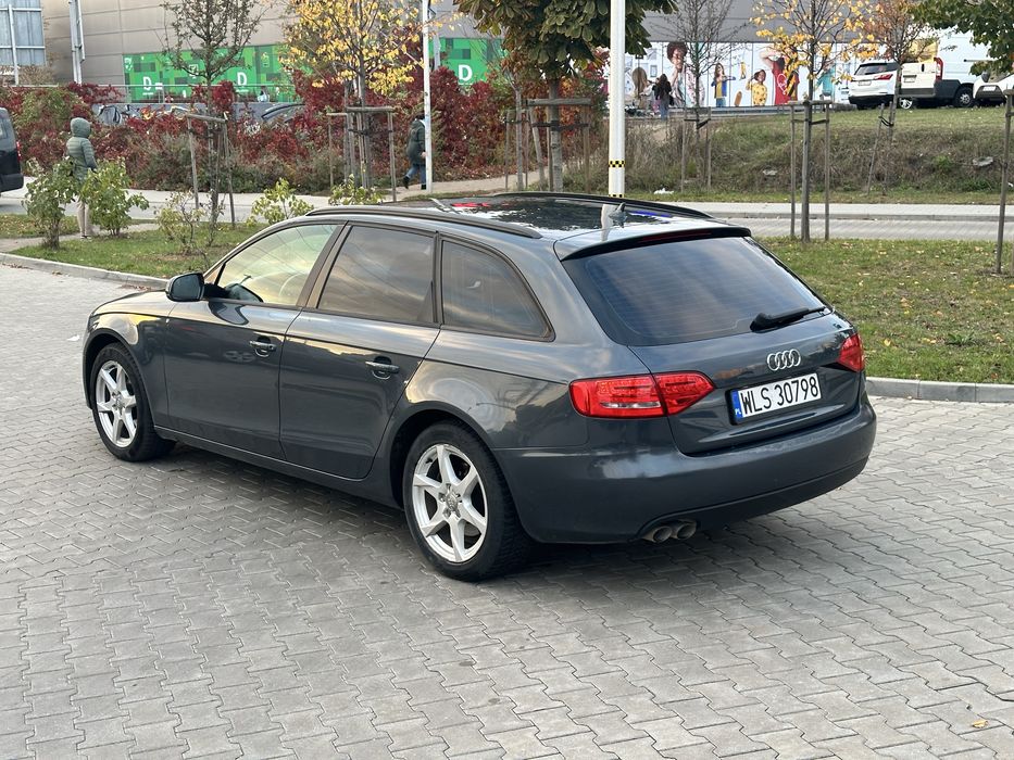 Audi a4b8 2.0 diesel automat 143 koni 2010rok
