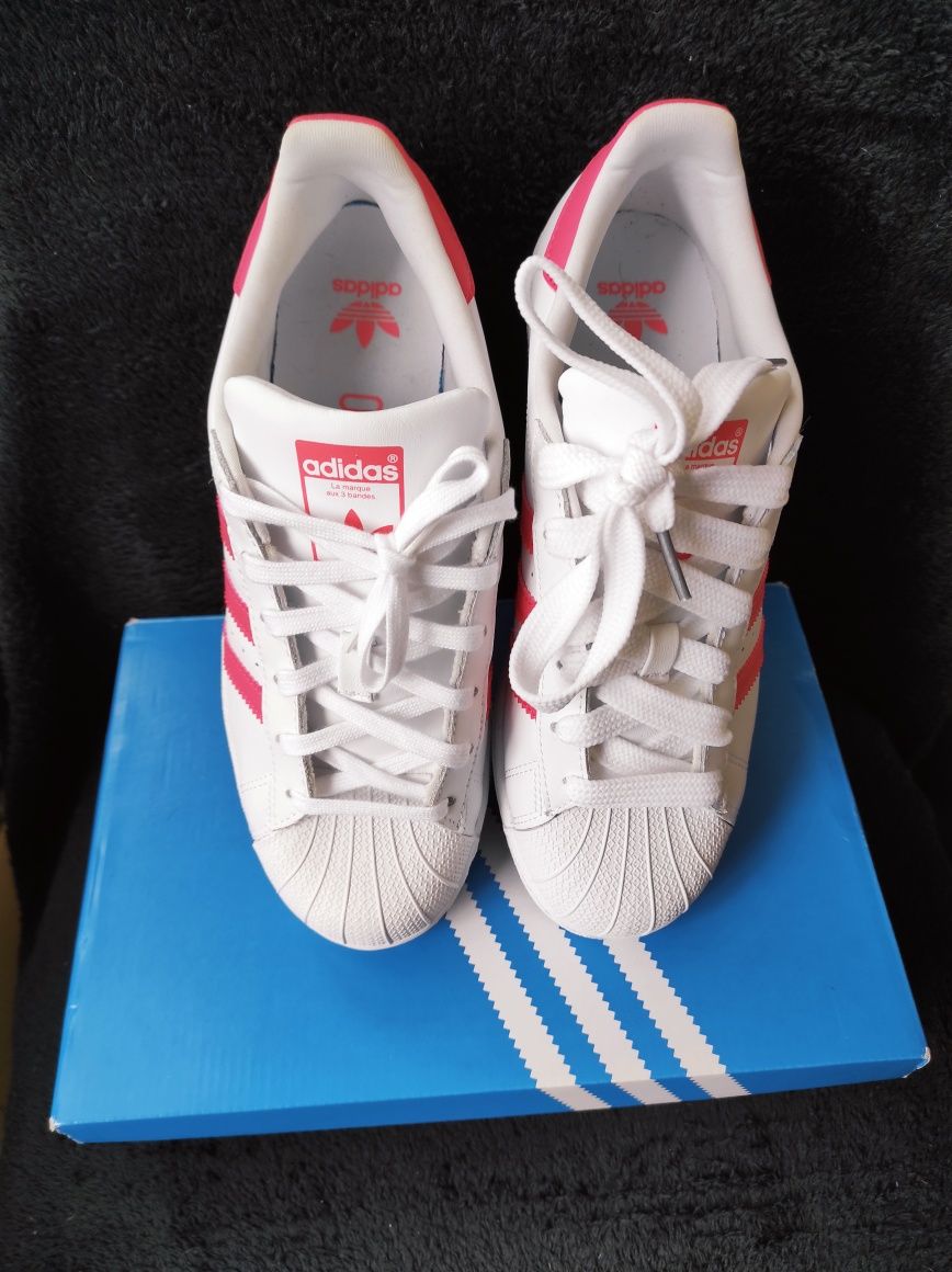 Tênis Adidas Originais Novos