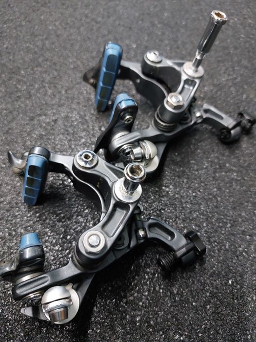 Hamulce Shimano Ultegra BR-6800 szczęki hamulcowe