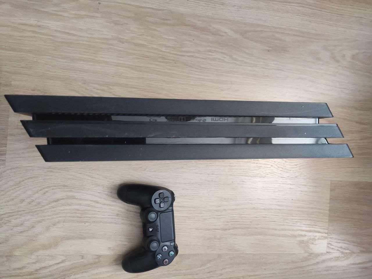 Sony PlayStation 4 (PS4 PRO) PRO 1TB Black CUH-72 з гарантіэю