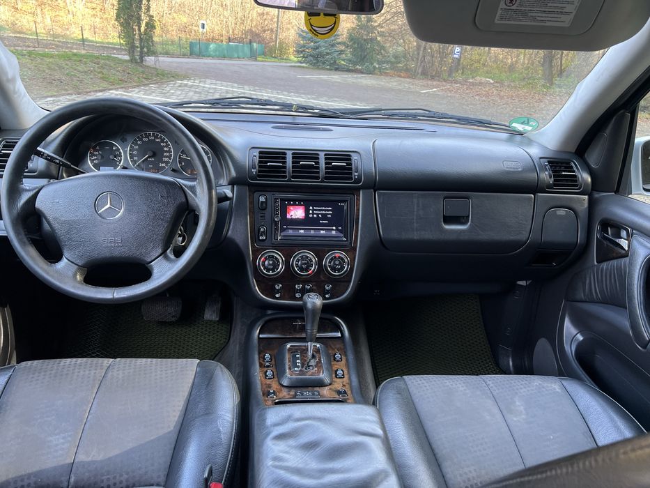 Продам Mercedes-Benz  ML 2004 року  2.7 дизель