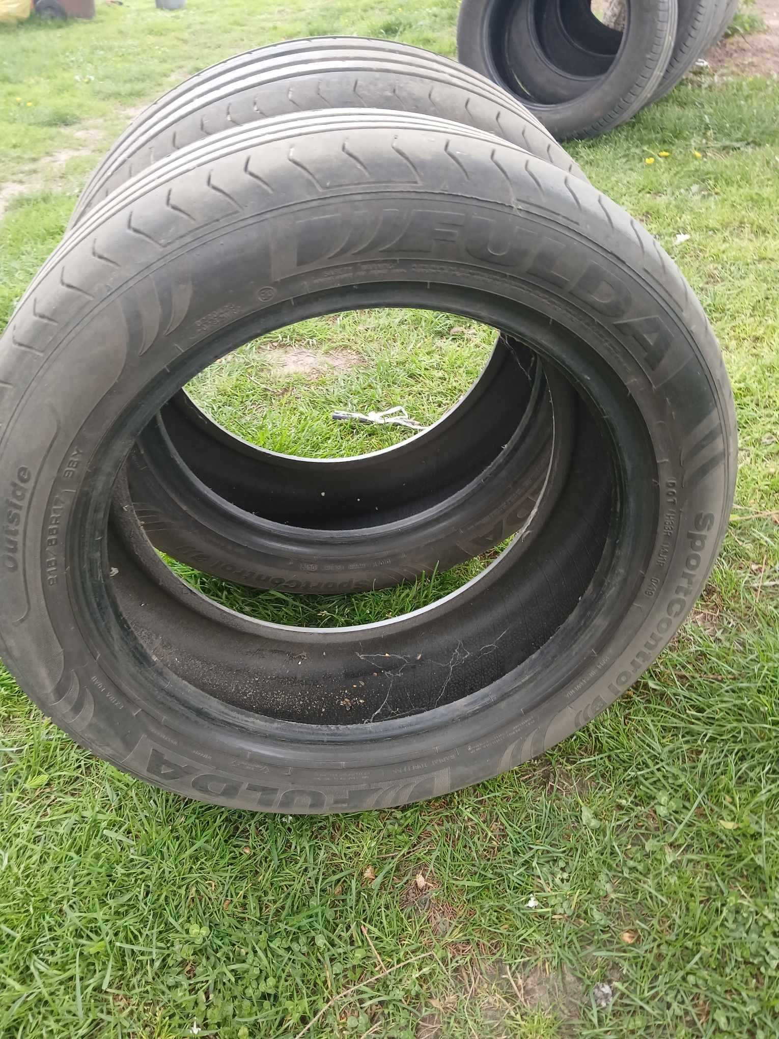 Sprzedam opony Michelin 225x55x17 letnie.