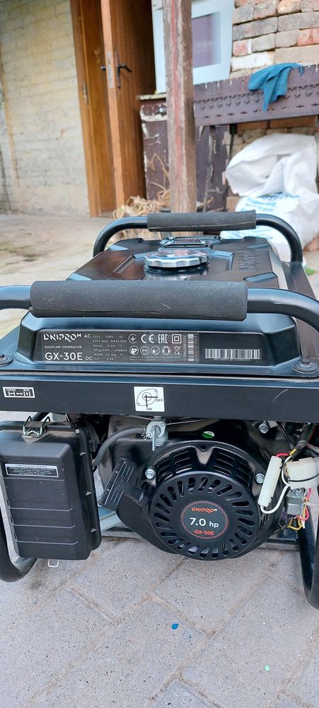 Продам бензиновий генератор Dnipro-M GX-30E | 3 кВт | 7 к.с.