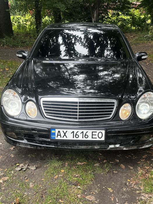 Продам мерседеса 211  2.6 бензин