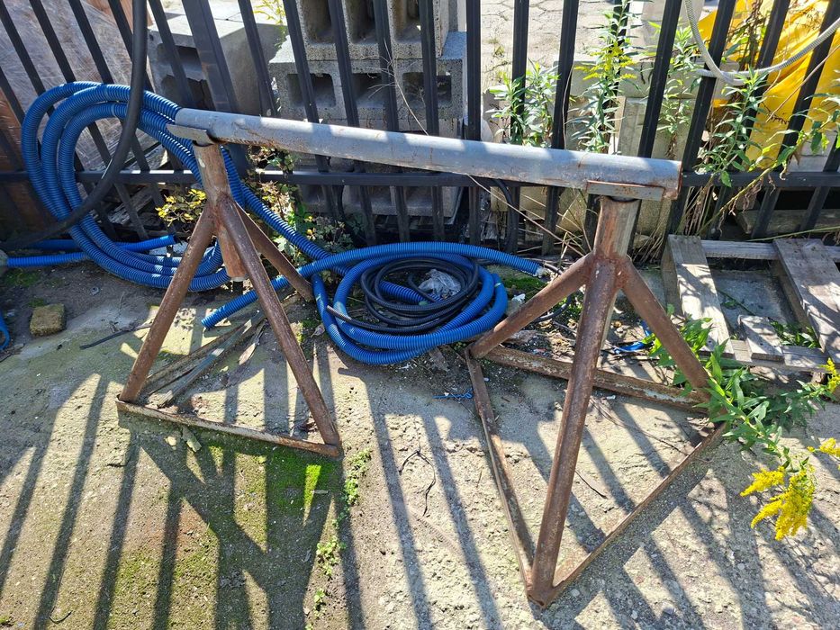 Rozwijak do bębnów kablowych, stojak na szpule kablowe, stalowy