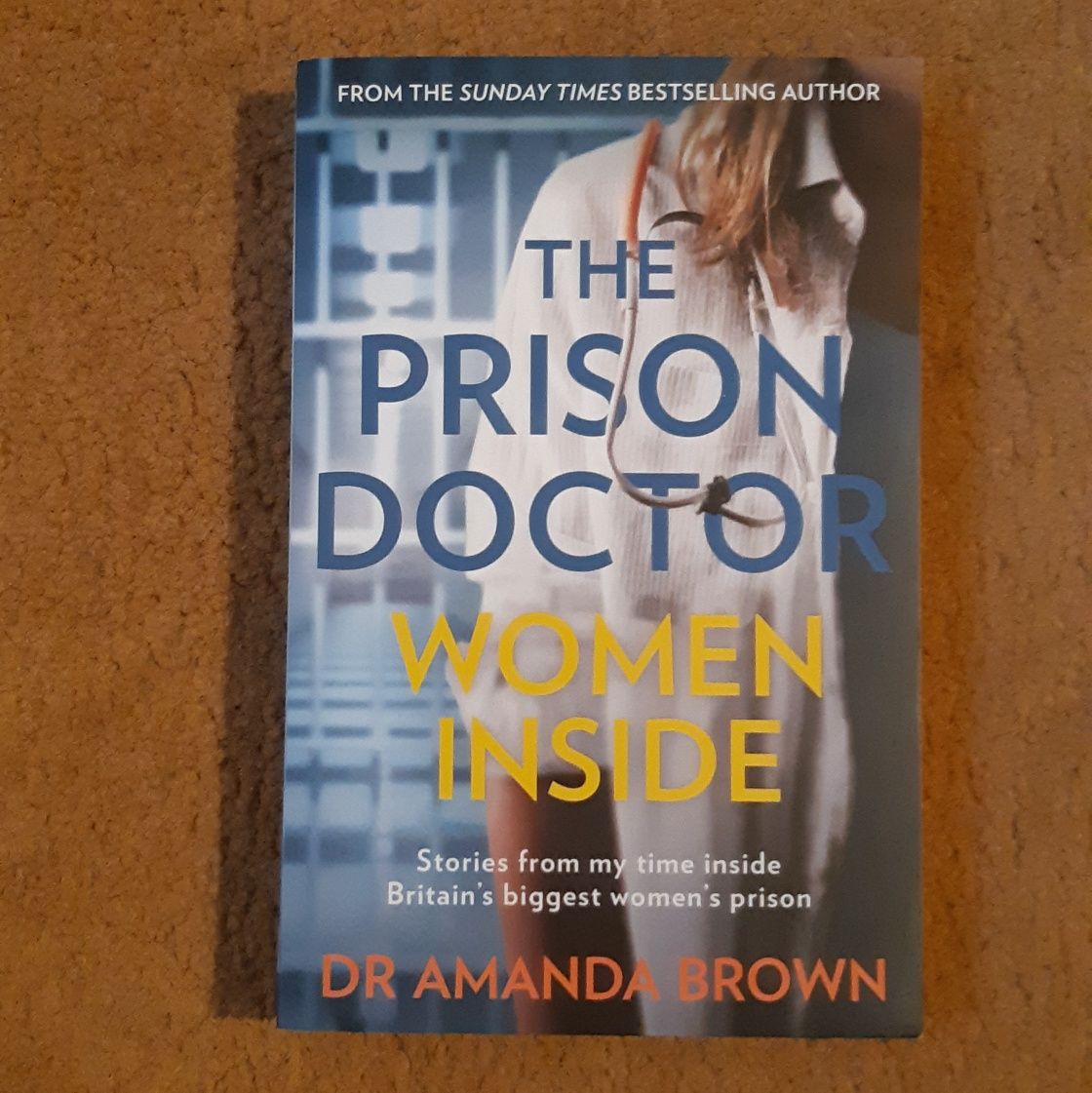 A. Brown - Prison Doctor książka PO ANGIELSKU angielski books
