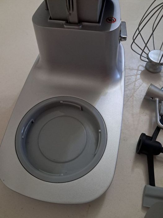 Кухонна машина Gorenje MMC1000RLBK Кухонный миксер Тестомес