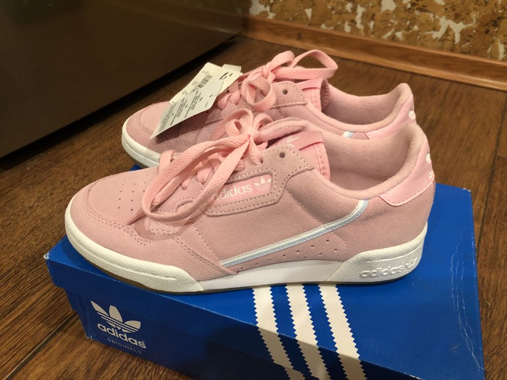 Кроссовки женские adidas