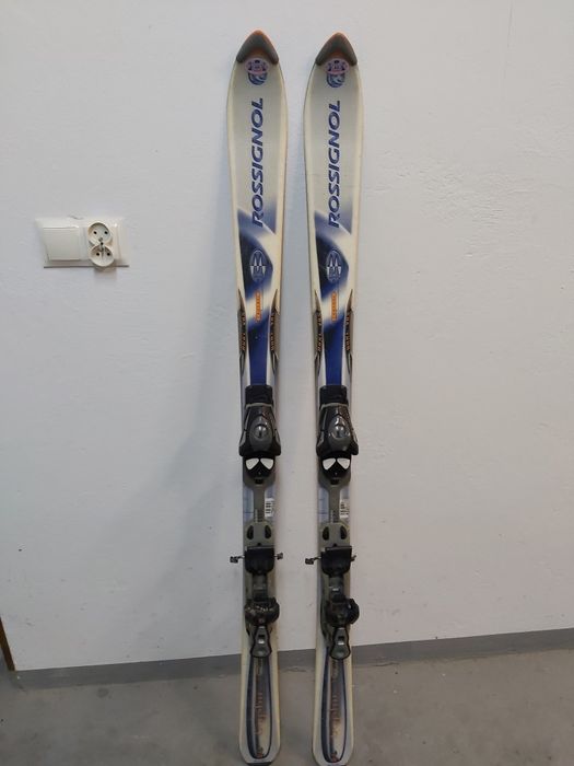 Narty Rossignol 150 cm w zestawie z butami