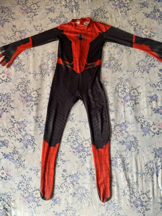 Костюм Человека Паука (без маски)