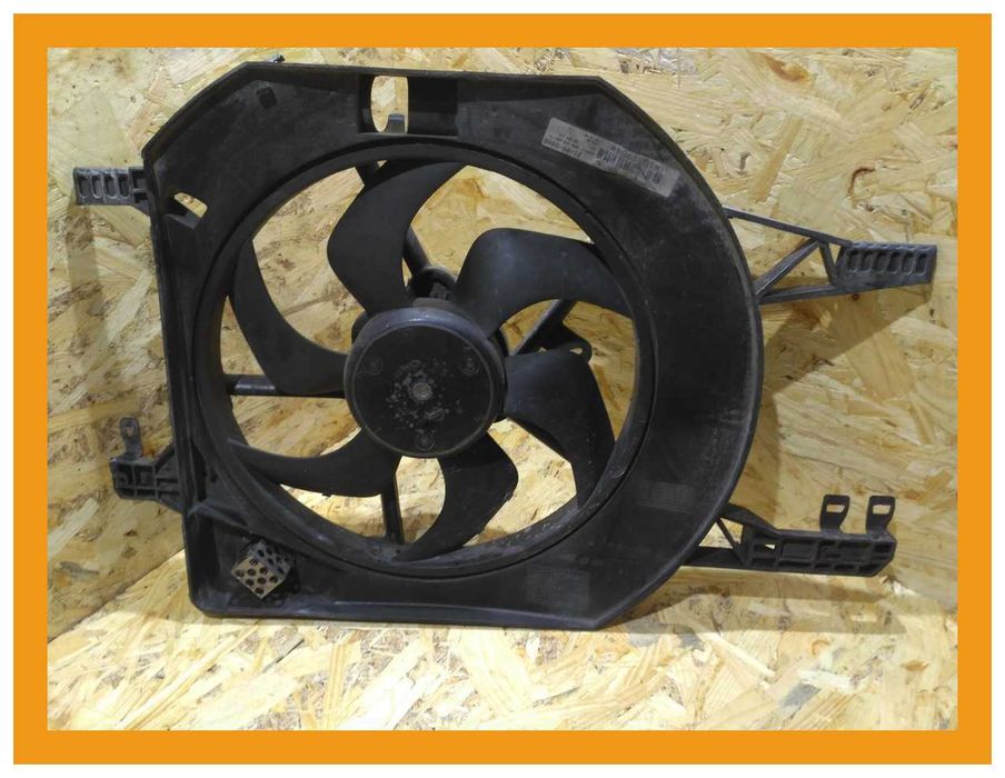 Вентилятор  охолодження  радіатора Renault Trafic Opel Vivaro 1,9 2,0