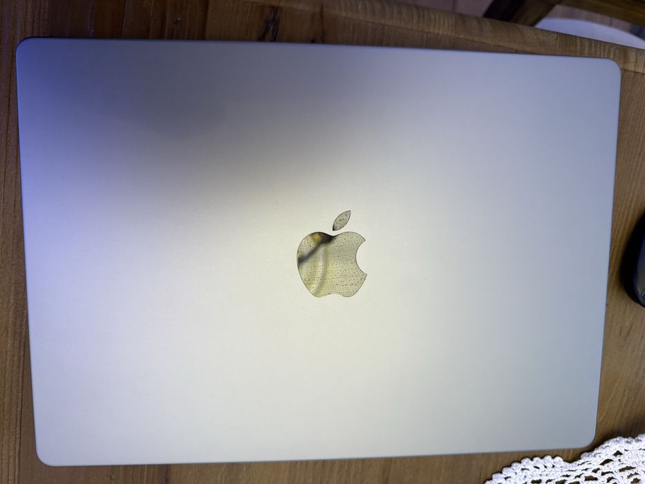 Macbook pro 14 stan bardzo dobry!