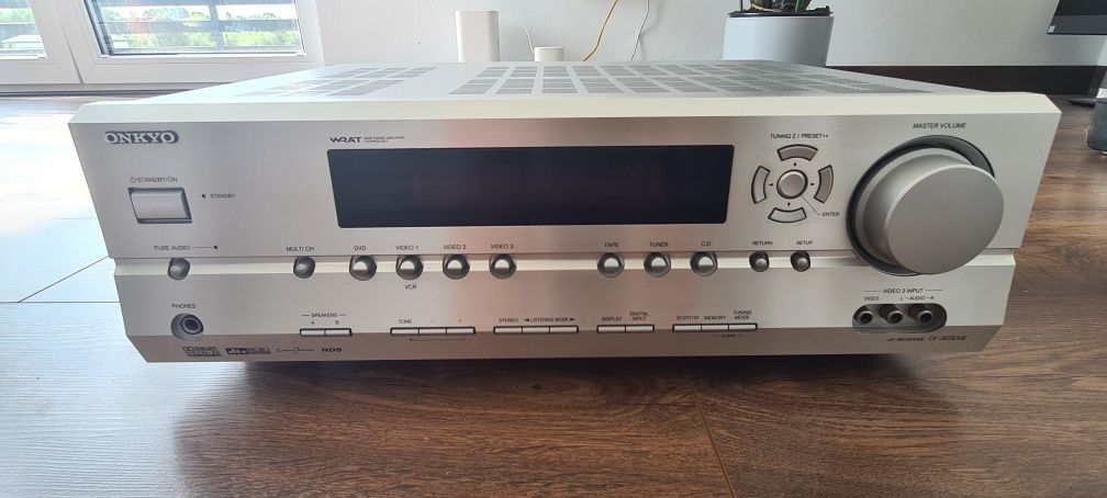 Amplituner Onkyo TX-SR504E