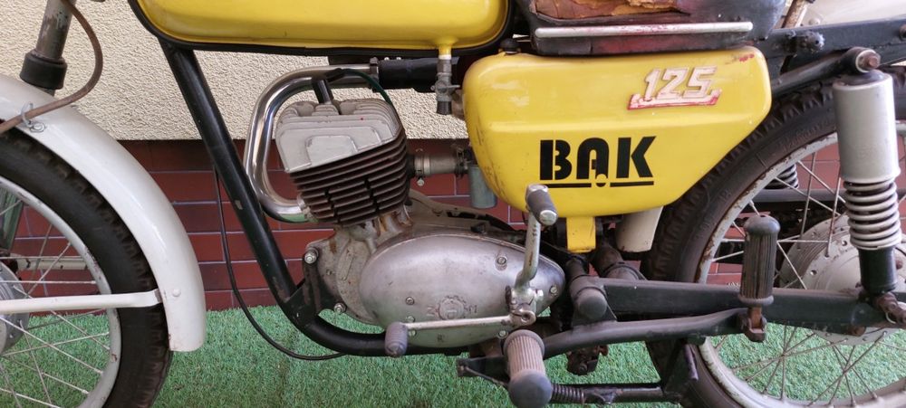 Wsk bąk 125 z 1976r.