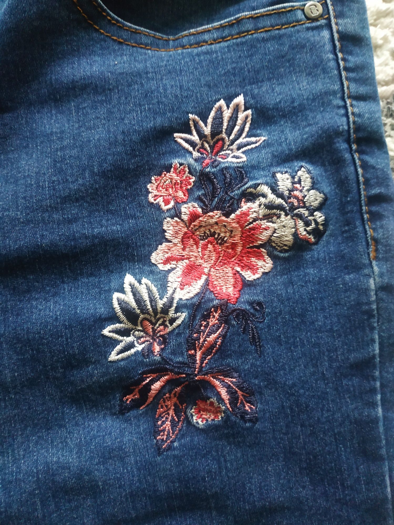 Spodnie jeansowe skinny denim