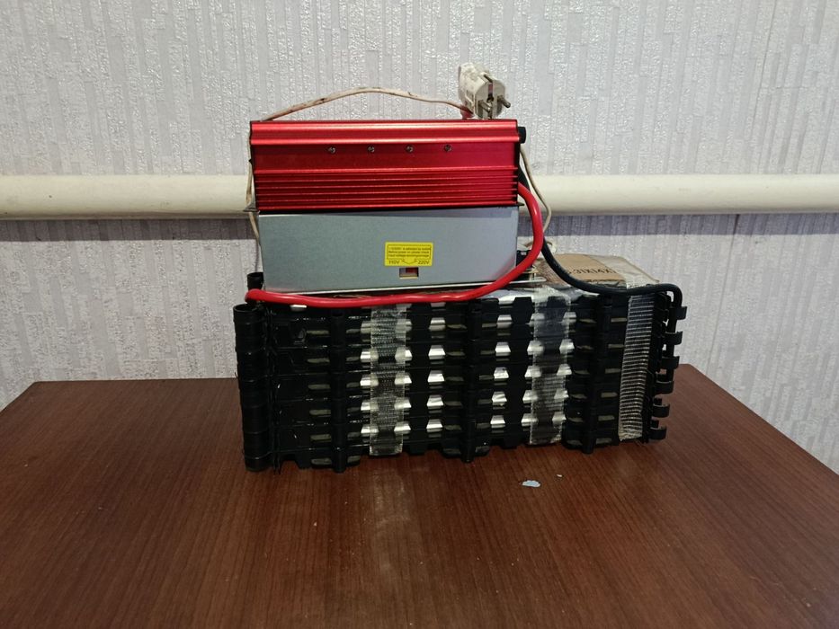 Зарядна станція 2.5 кВт для квартири/будинку