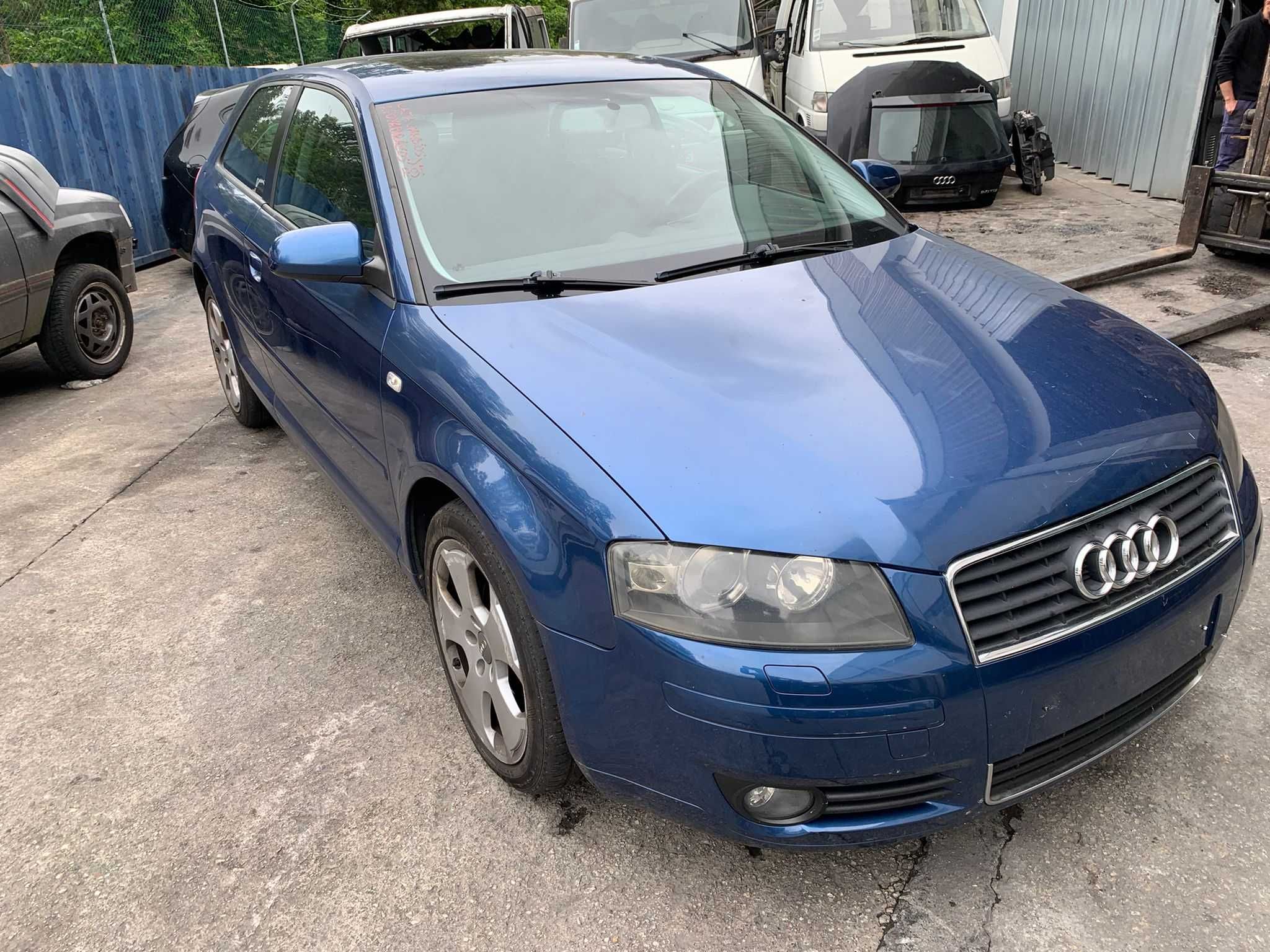 PARA PEÇAS AUDI A3 8P DE 2003