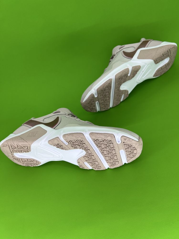 Кросівки  42р.Nike Legend  Essential 2  CQ9545-003