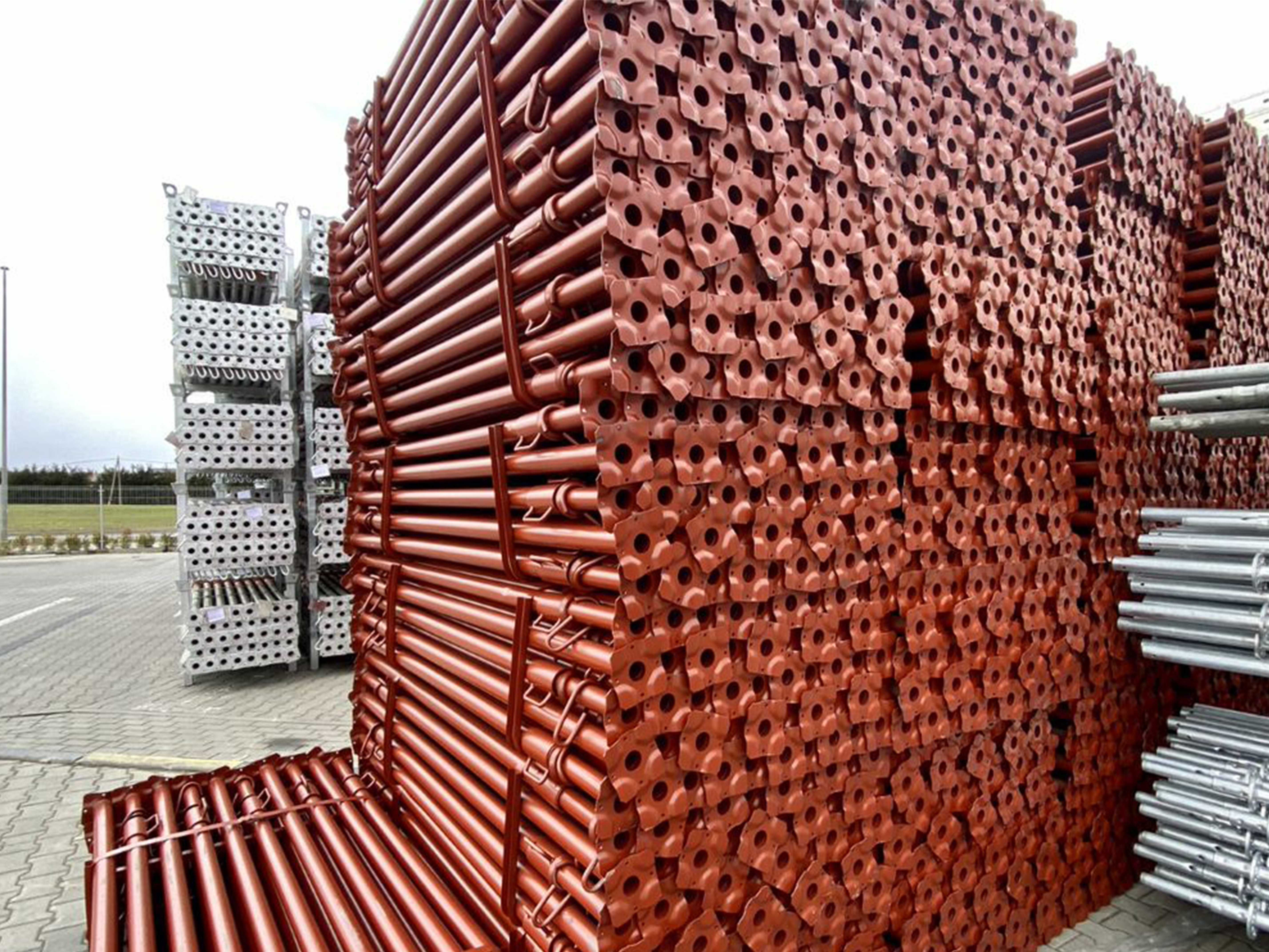 Podpory lakierowane stropowe do szalunków  szaluj 3.6m
