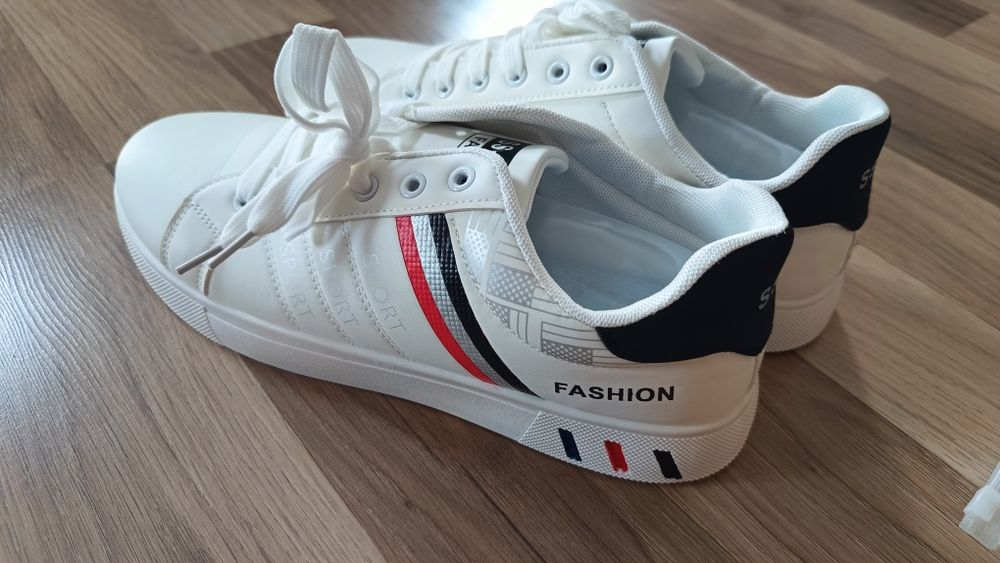 Buty męskie sportowe