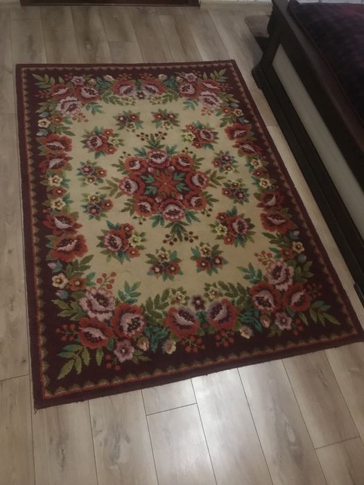 Продам коврик 137/192