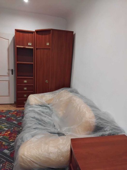 Оренда в центрі 2-х  квартири з студією-кухнею