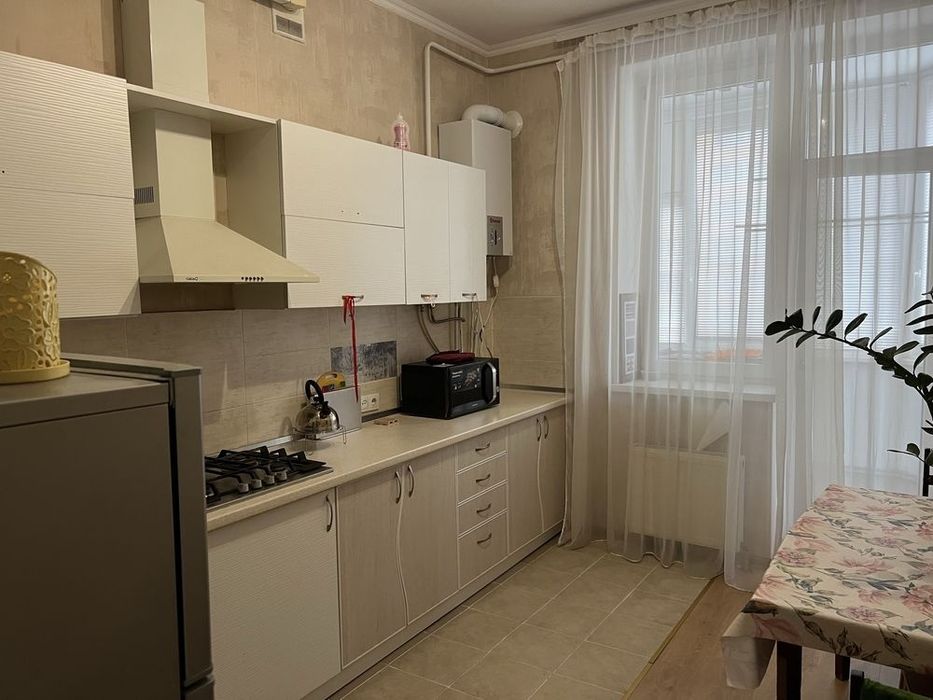 Сдам светлую 1 ком. кв. в шикарном р-не, ул. Говорова/Парк Победы